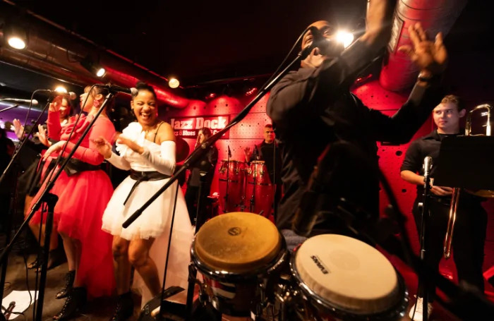Salsa Night & Concert Carisma 